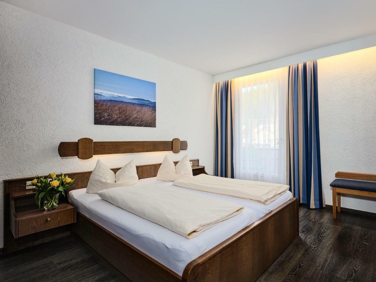 Gaestehaus Waldeck Titisee-Neustadt Exterior foto